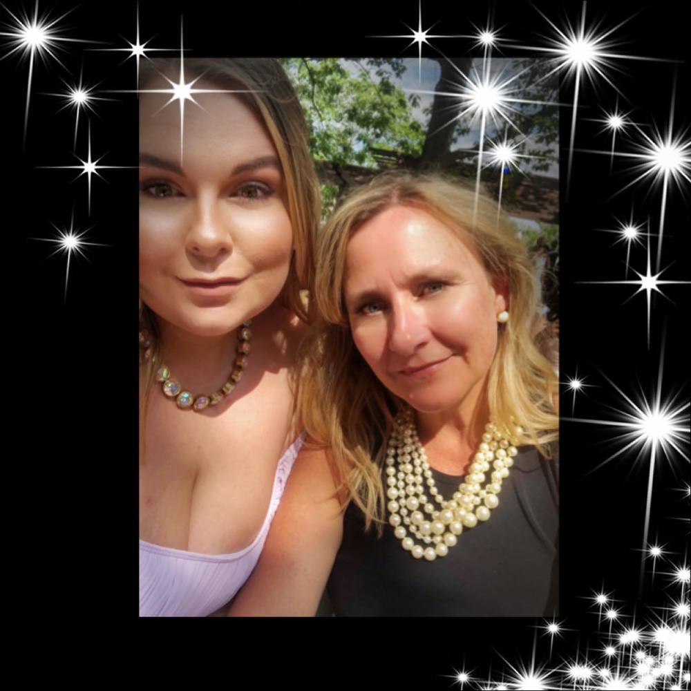 Meet your Posher, Kelly